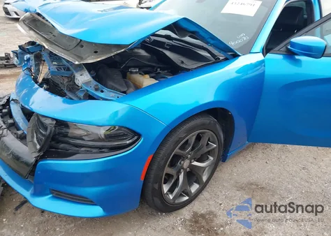 2015 Dodge Charger Sxt z USA, uszkodzony, nr VIN 2C3CDXHG5FH900090